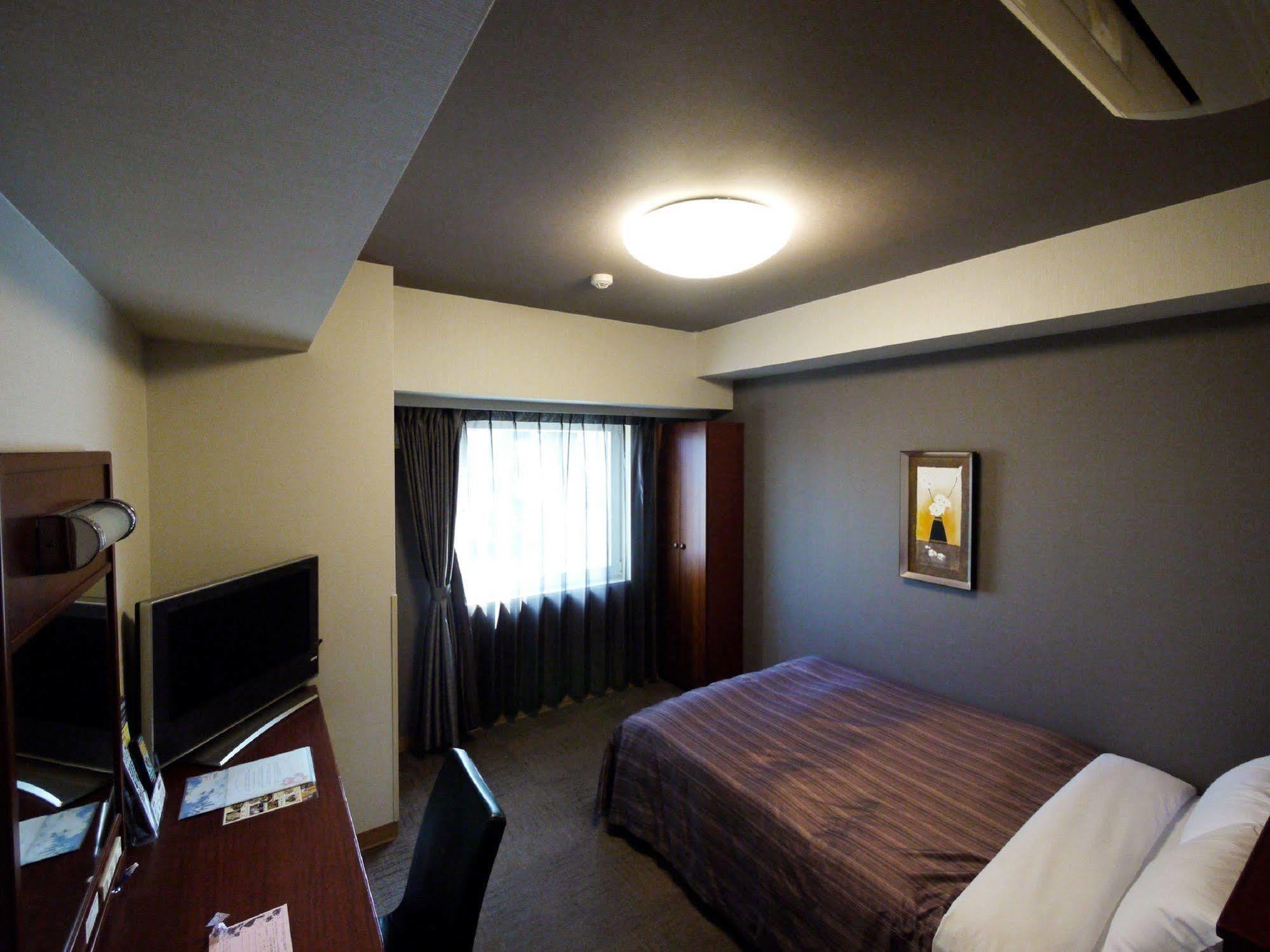 Hotel Route-Inn Koga Ekimae Dış mekan fotoğraf